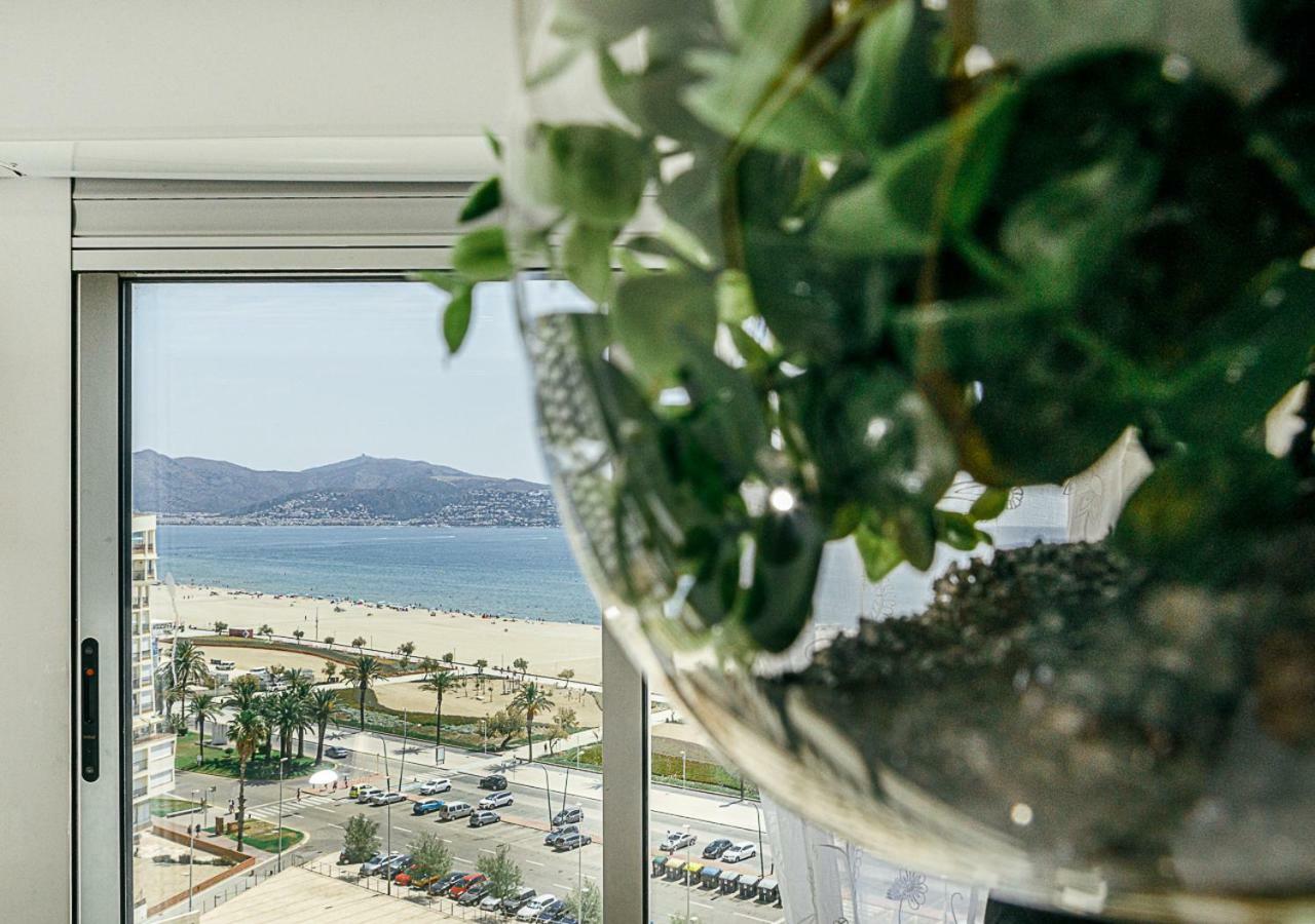 Апартаменты Karina D-Luxe Эмпуриабрава Экстерьер фото